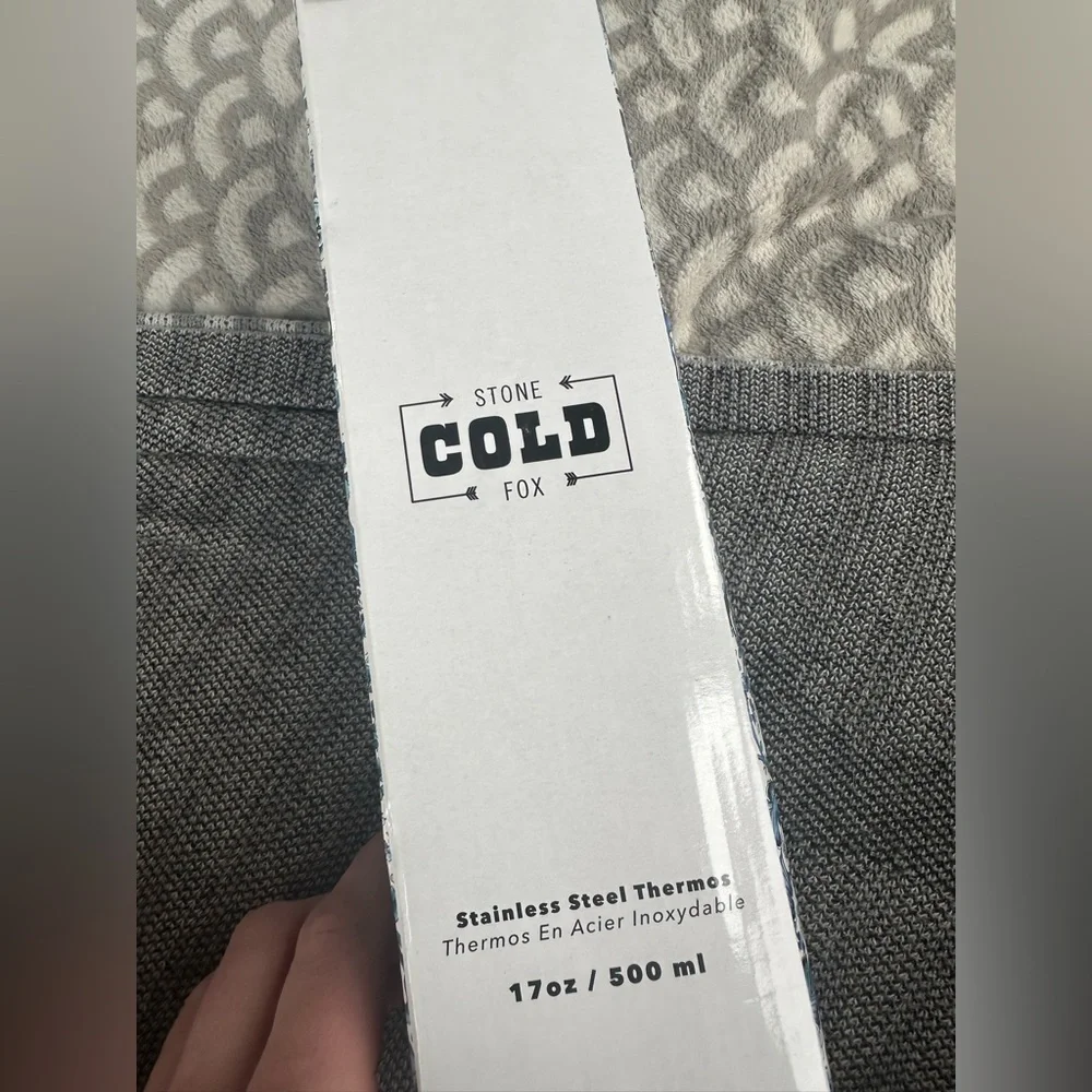 NEW 17oz Stone Cold Fox Thermos